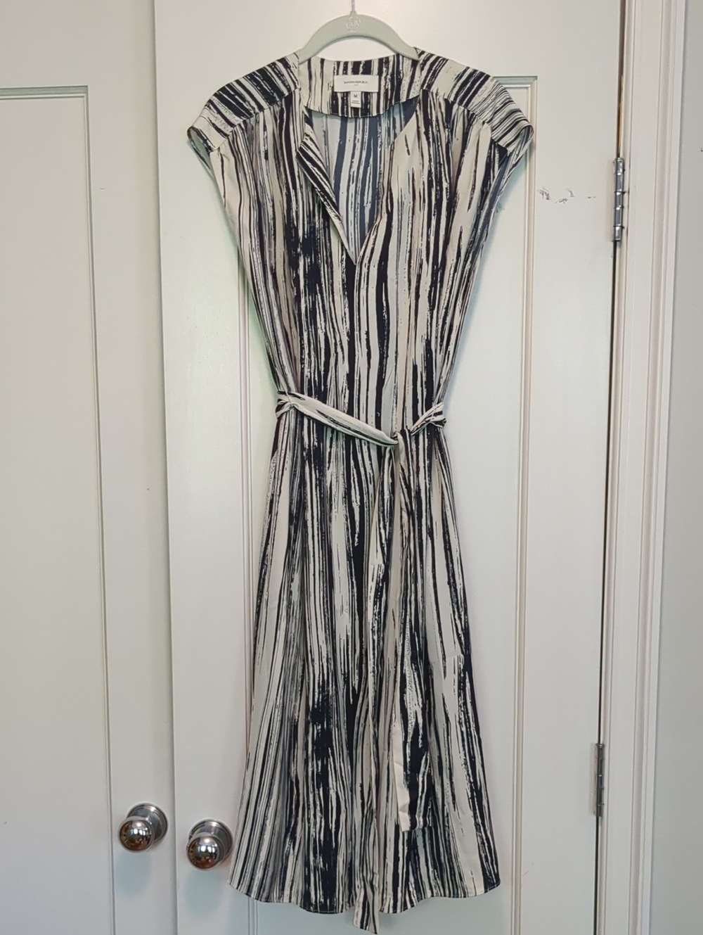 Banana Republic Black & White Striped Midi Dress with Tie Waist Sz M